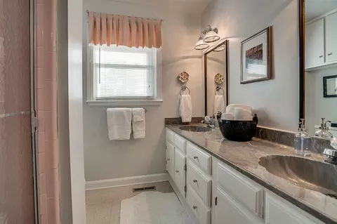 1305 Westfield Ave, Raleigh, NC 27607 photo 16