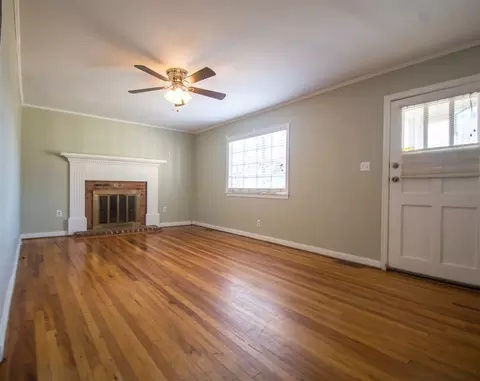 401 N 9th St, Erwin, NC 28339 photo 4