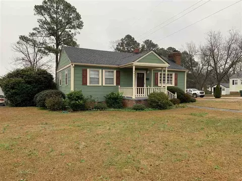 401 N 9th St, Erwin, NC 28339 photo 1