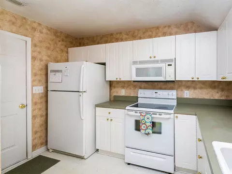 5300 Eagle Trace Dr, Raleigh, NC 27604 photo 2