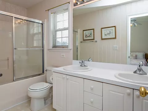 5300 Eagle Trace Dr, Raleigh, NC 27604 photo 9