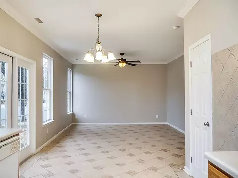 9 Hidden Meadow Ct, Durham, NC 27704 photo 3