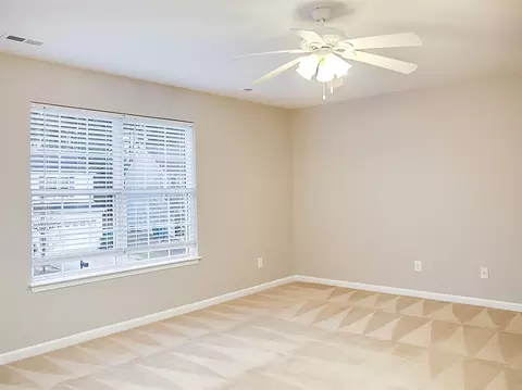9 Hidden Meadow Ct, Durham, NC 27704 photo 11