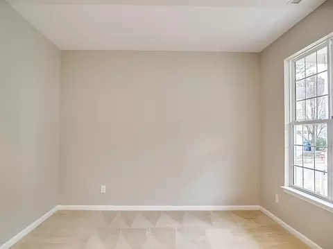 9 Hidden Meadow Ct, Durham, NC 27704 photo 9