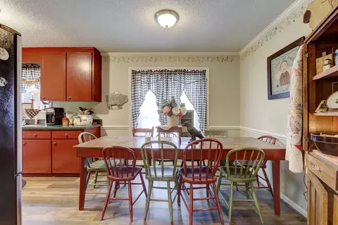 207 Lansing Dr, Benson, NC 27504 photo 8