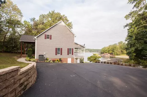 76 Old Mill Trl, Semora, NC 27343 photo 5