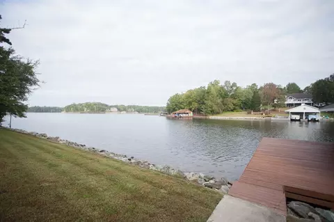 76 Old Mill Trl, Semora, NC 27343 photo 6