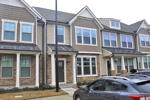 1218 Metropolitan Dr, Durham, NC 27713 photo 1
