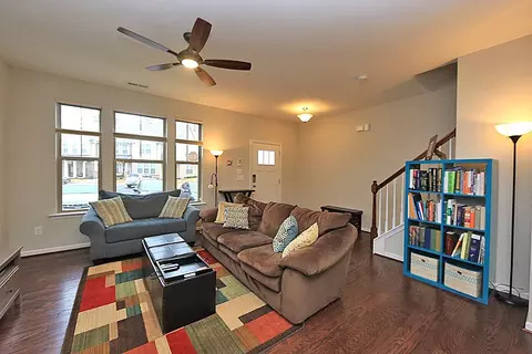 1218 Metropolitan Dr, Durham, NC 27713 photo 3