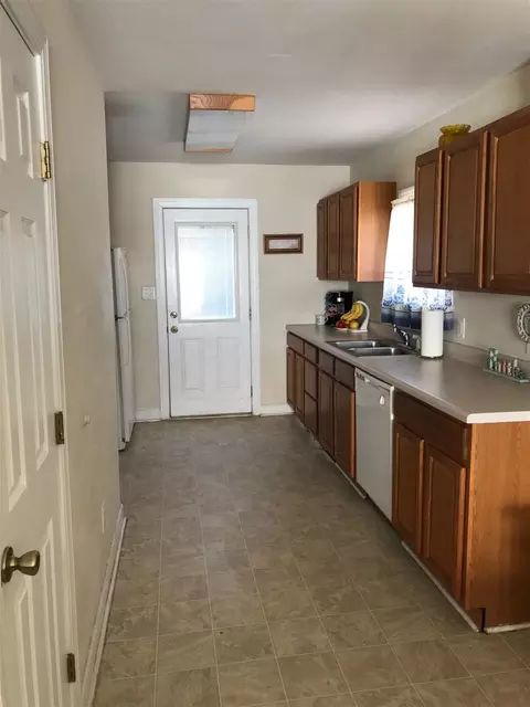 2210 Peppertree St, Durham, NC 27705 photo 3