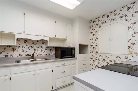 102 Delano St, Dunn, NC 28334 photo 7