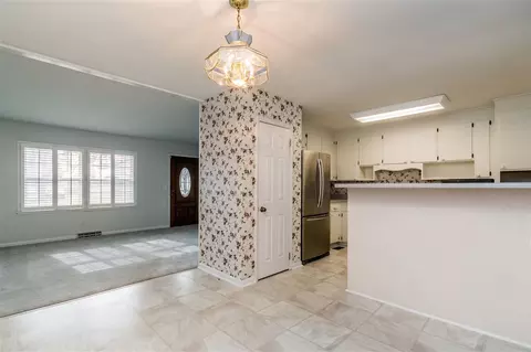 102 Delano St, Dunn, NC 28334 photo 6