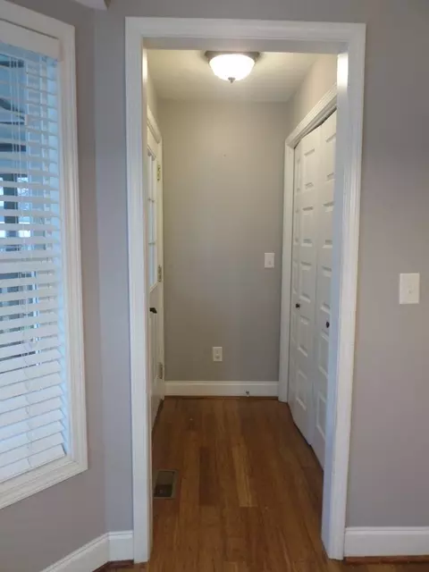 722 Peyton Ave, Durham, NC 27703 photo 8