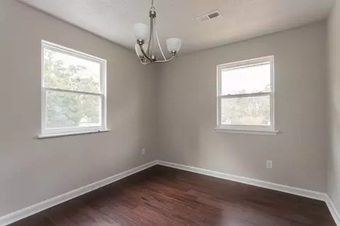 2804 Darrow Rd, Durham, NC 27704 photo 4