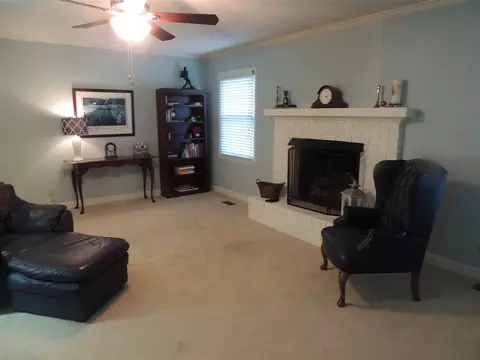 2 Kitchner Ct, Durham, NC 27705 photo 9