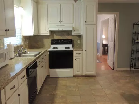2 Kitchner Ct, Durham, NC 27705 photo 11