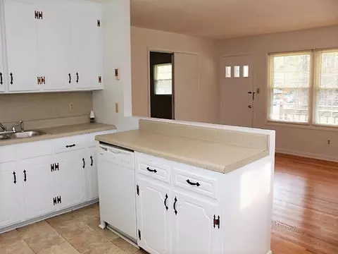 1431 Trinity Rd, Cary, NC 27513 photo 9