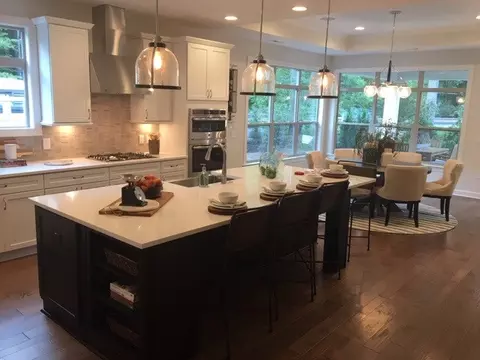 1018 Vesper Ct, Durham, NC 27703 photo 2
