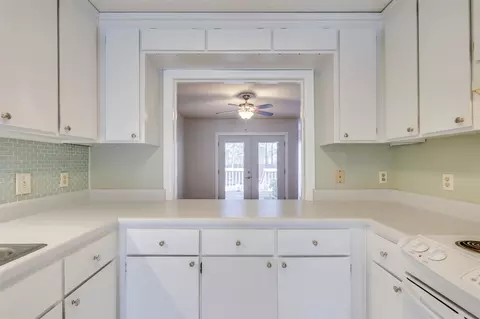 7 Creekview Ln, Durham, NC 27705 photo 6