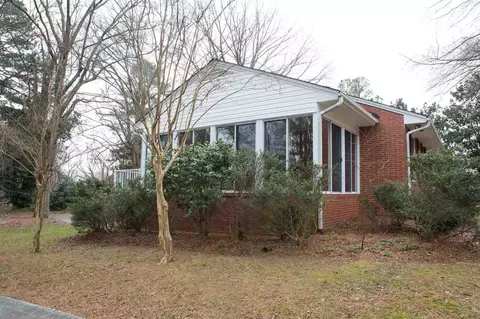 314 Cates St, Roxboro, NC 27573 photo 2