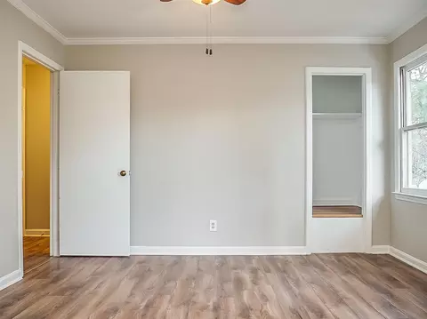 653 Bashford Rd, Raleigh, NC 27606 photo 4