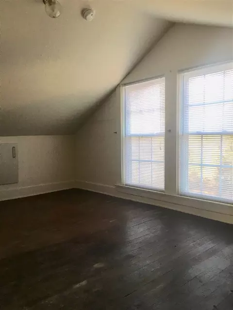 5913 N Roxboro Rd, Durham, NC 27712 photo 11