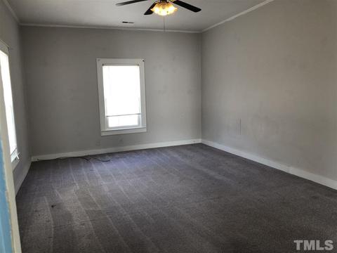 407 S 13th St, Erwin, NC 28339 photo 2