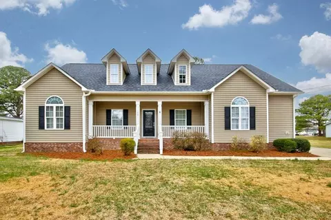 109 Fitzgerald St, Pine Level, NC 27568 photo 1