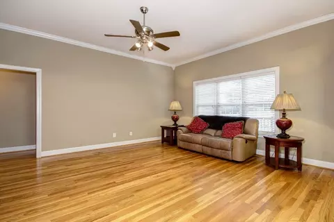 109 Fitzgerald St, Pine Level, NC 27568 photo 4