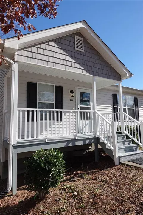 1819 Cecil St, Durham, NC 27707 photo 4