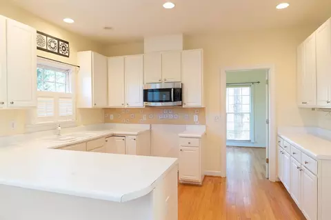 810 Haddon Hall Dr, Apex, NC 27502 photo 8