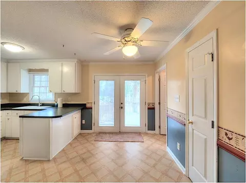 508 Rockvale Ct, Benson, NC 27504 photo 8