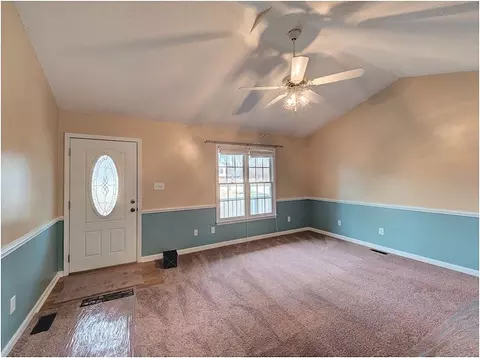 508 Rockvale Ct, Benson, NC 27504 photo 4