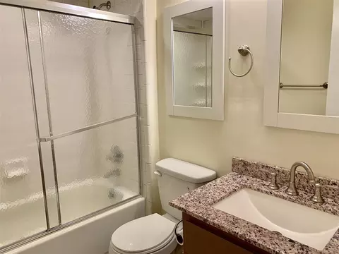 5 Creekview Ln, Durham, NC 27705 photo 10