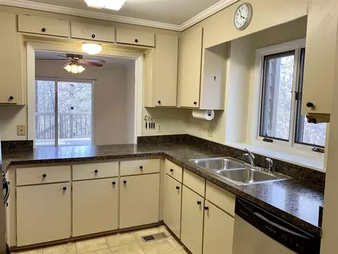 5 Creekview Ln, Durham, NC 27705 photo 4