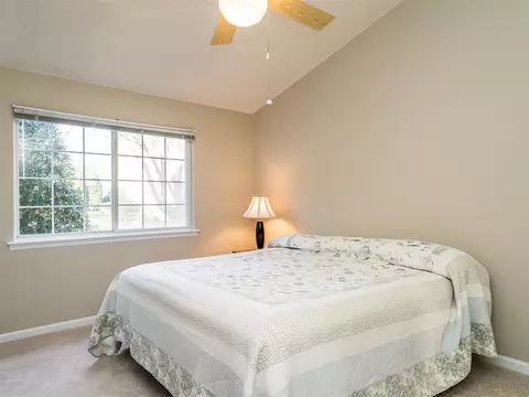 100 Foxcrest Ct, Cary, NC 27513 photo 13