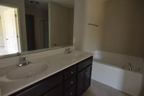 337 Sherrill Farm Dr, Benson, NC 27504 photo 11