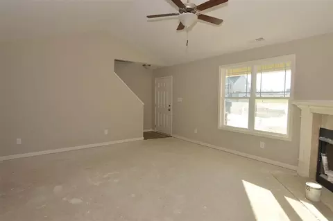 337 Sherrill Farm Dr, Benson, NC 27504 photo 3
