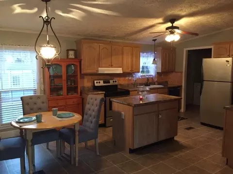 210 Enos Slaughter Rd, Roxboro, NC 27574 photo 2