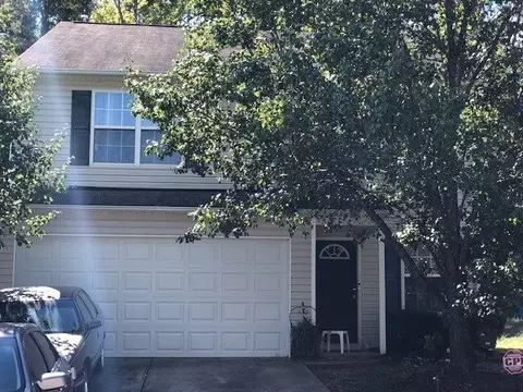 412 Summer Breeze Dr, Durham, NC 27704 photo 1