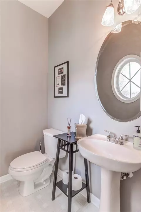 5 Pagemore Ct, Durham, NC 27703 photo 6