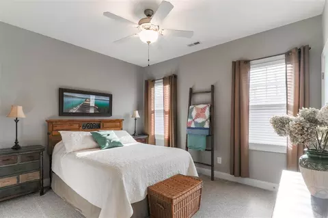 111 Thurman Dr, Selma, NC 27576 photo 12
