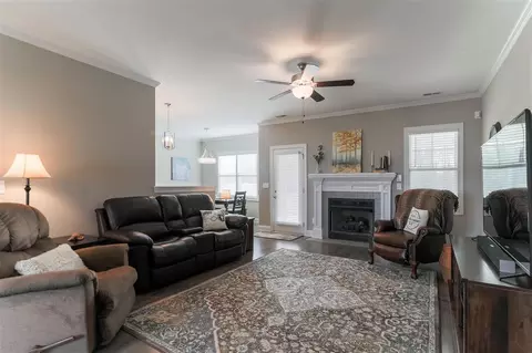 111 Thurman Dr, Selma, NC 27576 photo 6