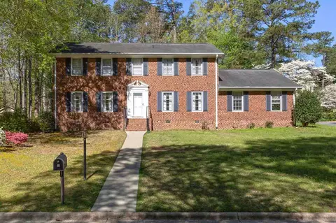 302 Tiffany Cir, Garner, NC 27529 photo 2