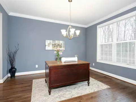 121 E Johnson St, Cary, NC 27513 photo 4