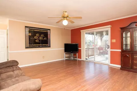 187 Lansing Dr, Benson, NC 27504 photo 5