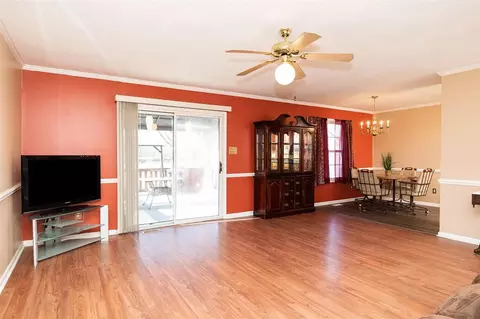 187 Lansing Dr, Benson, NC 27504 photo 4