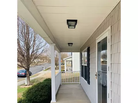 316 Lodestone Dr, Durham, NC 27703 photo 2