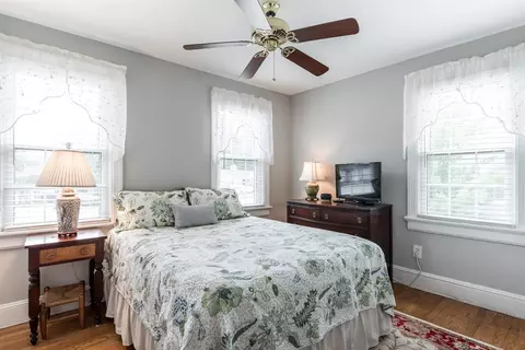 707 E Whitaker Mill Rd, Raleigh, NC 27608 photo 16