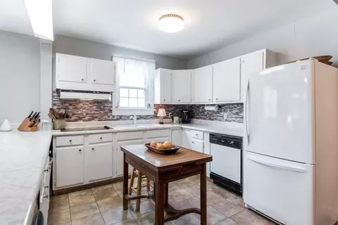 707 E Whitaker Mill Rd, Raleigh, NC 27608 photo 8